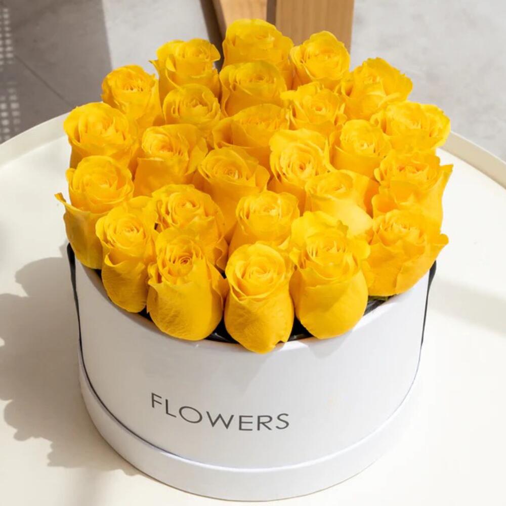 25 желтых роз в коробку