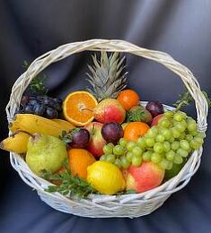 Подарочная корзина №4 с фруктами
